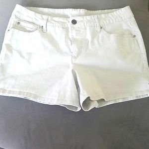Faded Glory short khaki shorts